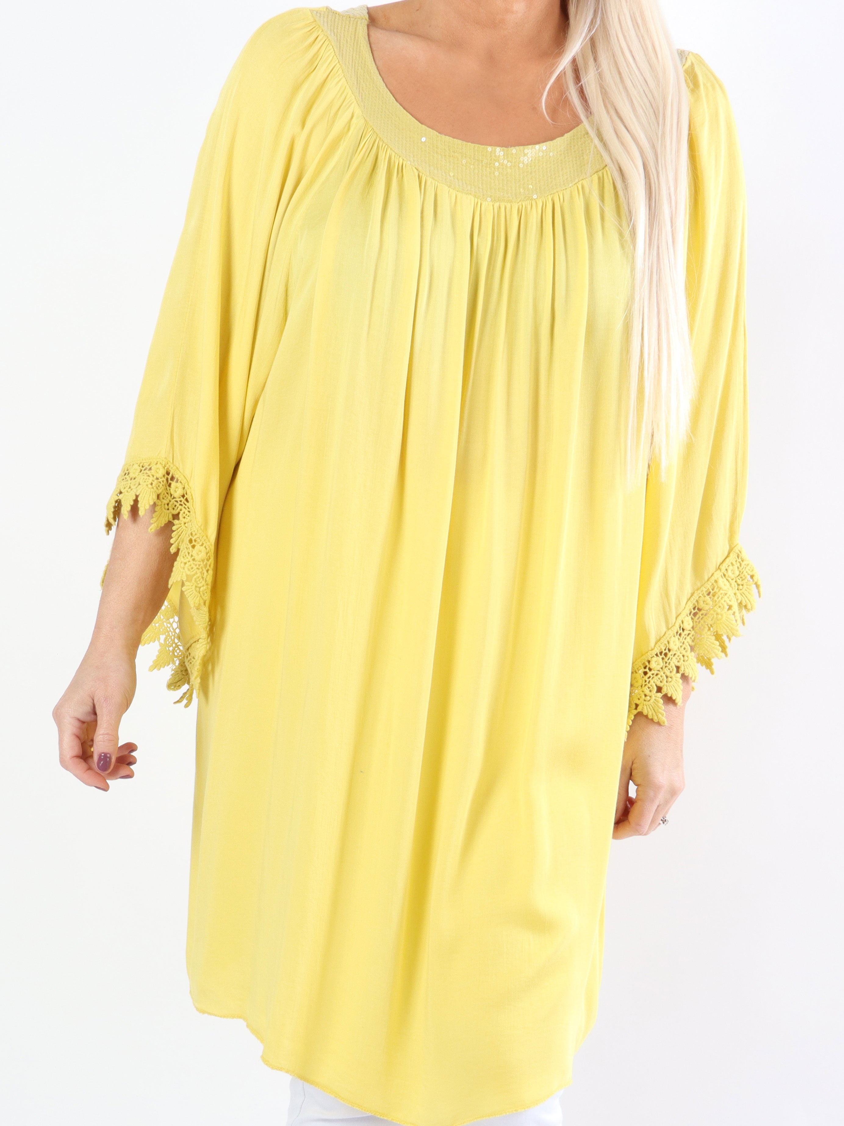 Dolores - Plus size tunikakjole med pailletter og broderinger